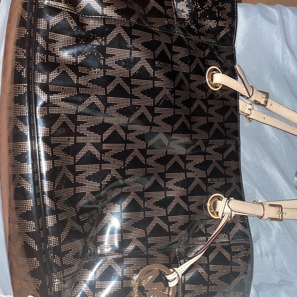 Michael Kors Bag - Picture 2 of 4